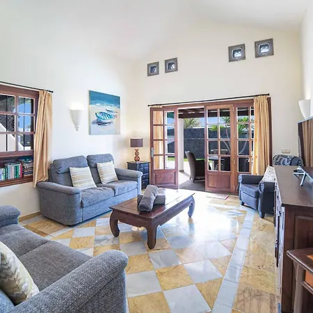 Casa Jenny Willa